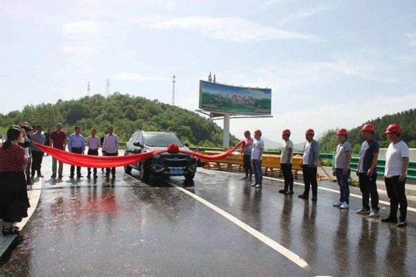 河南某高速公路养护项目